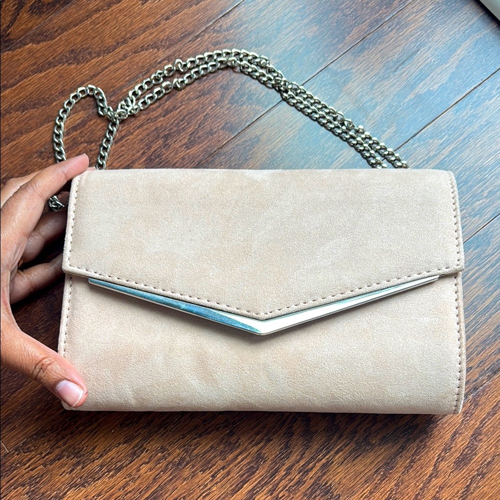 *NWOT* Suede Clutch/crossbody-peachy tan